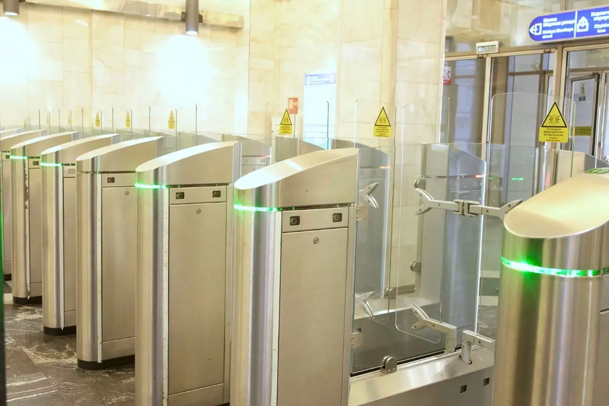 Geçiş Kontrol Sistemleri ile Verimli Personel Takibi