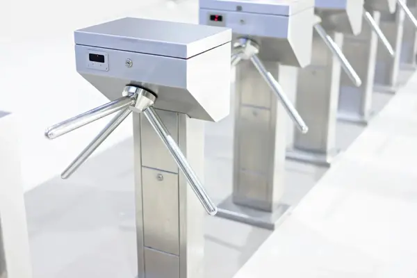 Geçiş Kontrol Sistemleri Ve Güvenlik