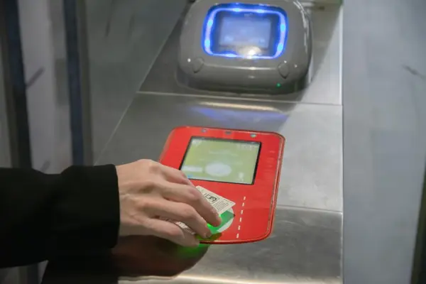 Geçiş Kontrol Yazılımı ve Veri Güvenliği Önemi