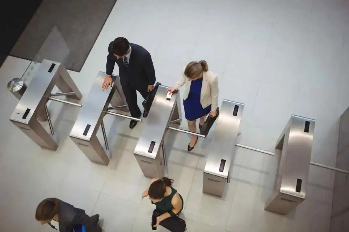 Turnike Sistemi ile Ziyaretçi Takibini Otomatikleştir