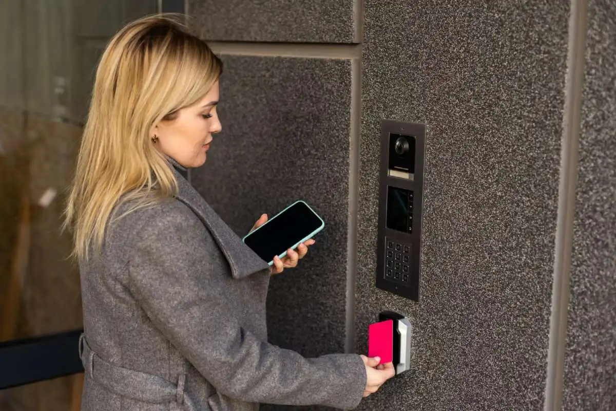 İşe Giriş Çıkış