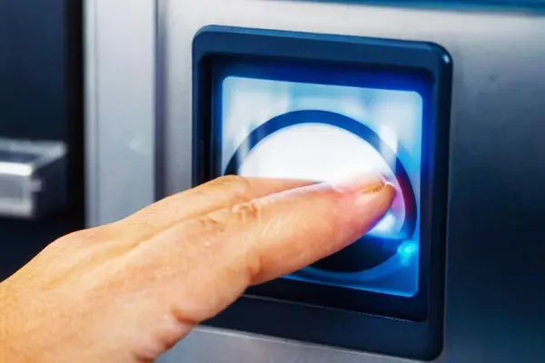 Mobil Uyumlu Geçiş Kontrol Yazılımının Avantajları