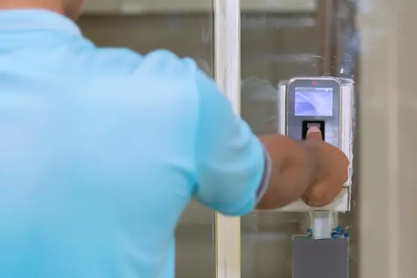 Şirketlerde Geçiş Kontrol Sistemlerinin Önemi