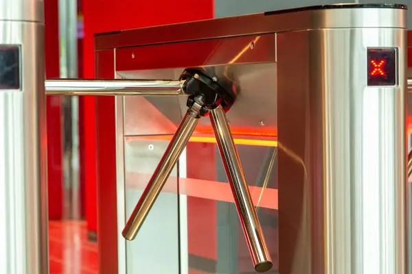 Turnike Sistemi ile Ziyaretçi Takibini Kolaylaştırın